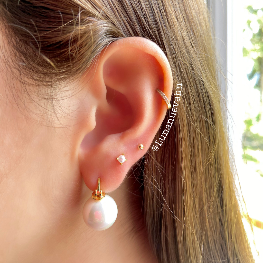 Gold Aesthetic pearl ear party